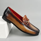 Yellowish Brown / 38