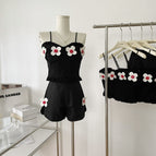Black shorts / L