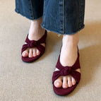 Wine Red / 35