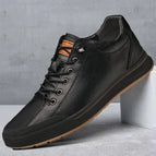 Black / 37 / Four Seasons